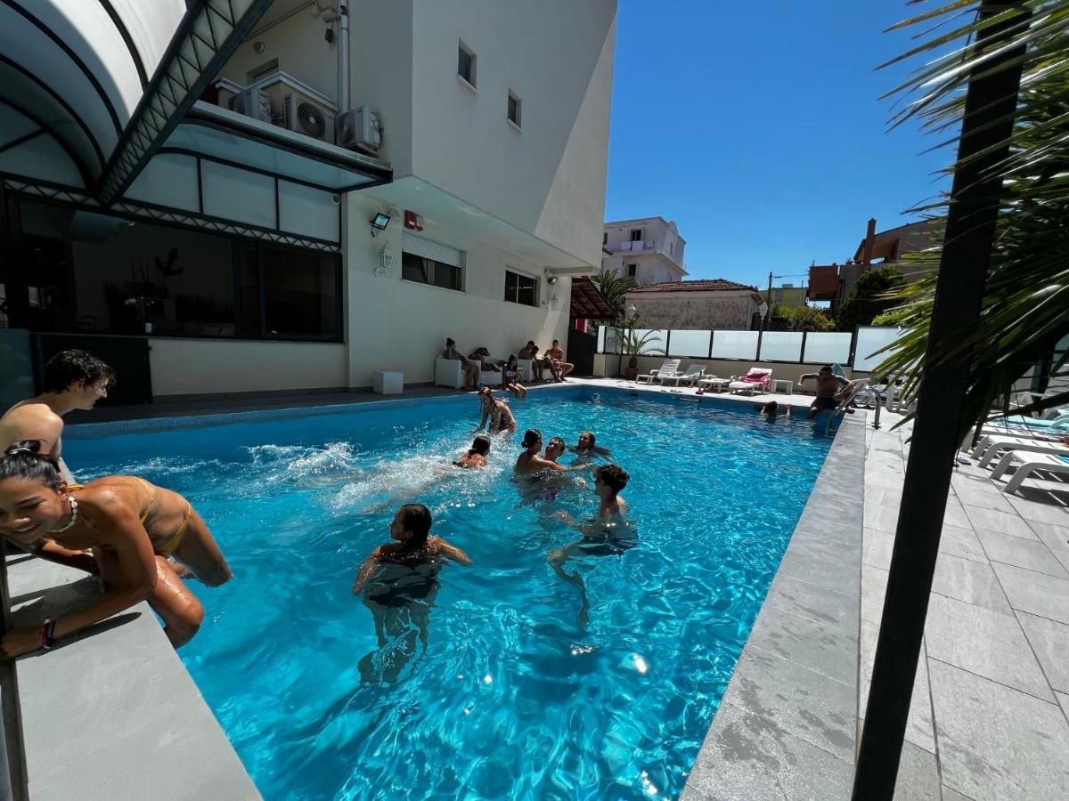 Apparthotel Ardea Riccione Esterno foto